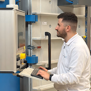 Heißpressen 3 Heisspressen Henze BNP Sinterkoerper